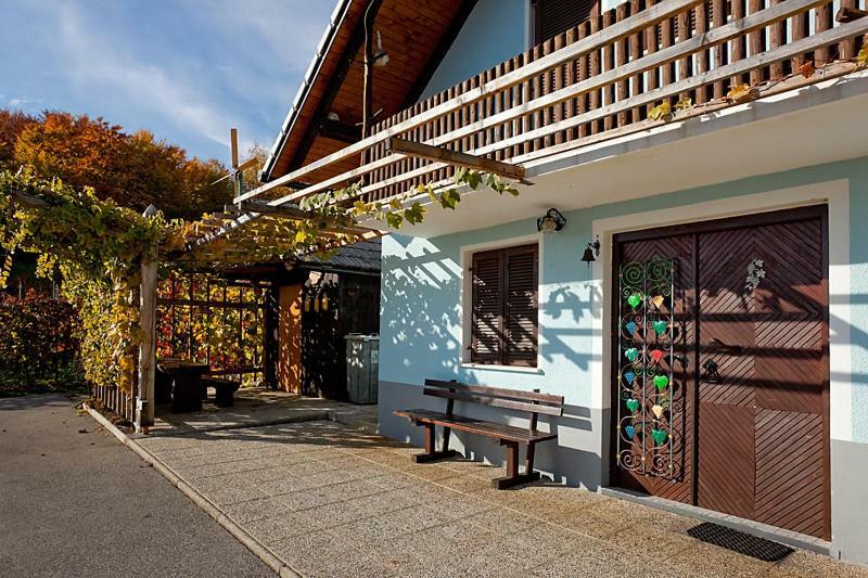 Zidanica Meglic - Vineyard Cottage Meglic Trebnje Buitenkant foto